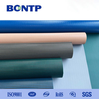 Copertina di piscina di sicurezza a maglia blu in PP ad alta resistenza Copertina di piscina invernale